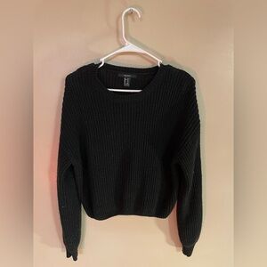 Forever 21 black women’s sweater